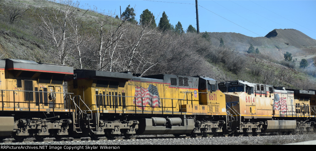 UP 6671 and 6014